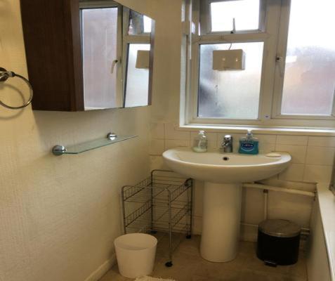 Lovely One Bed Apartment To Rent London Eksteriør bilde